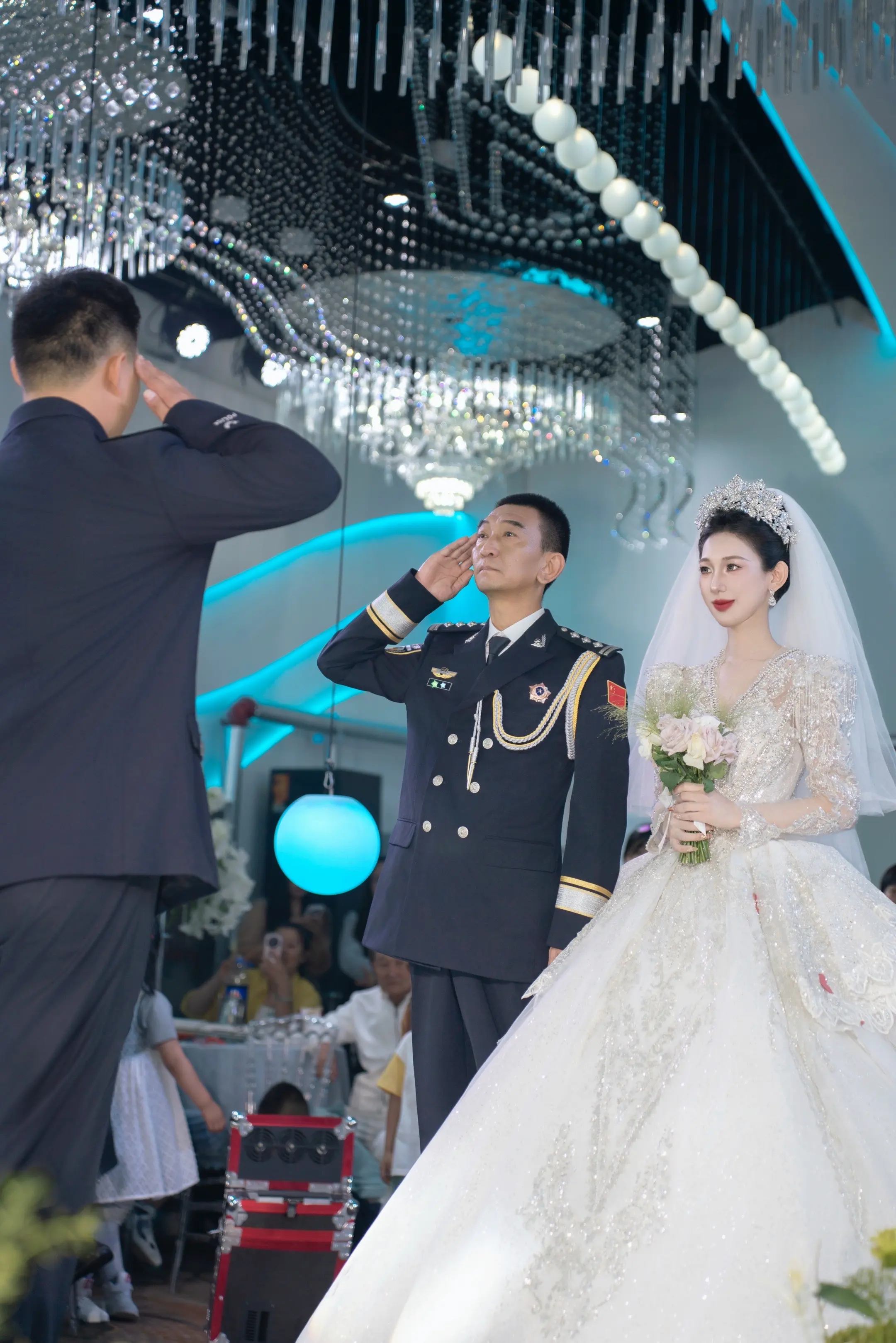 💒婚礼返图｜那些再也无法复刻的瞬间。一个月之后再看到婚礼照片依然会被...