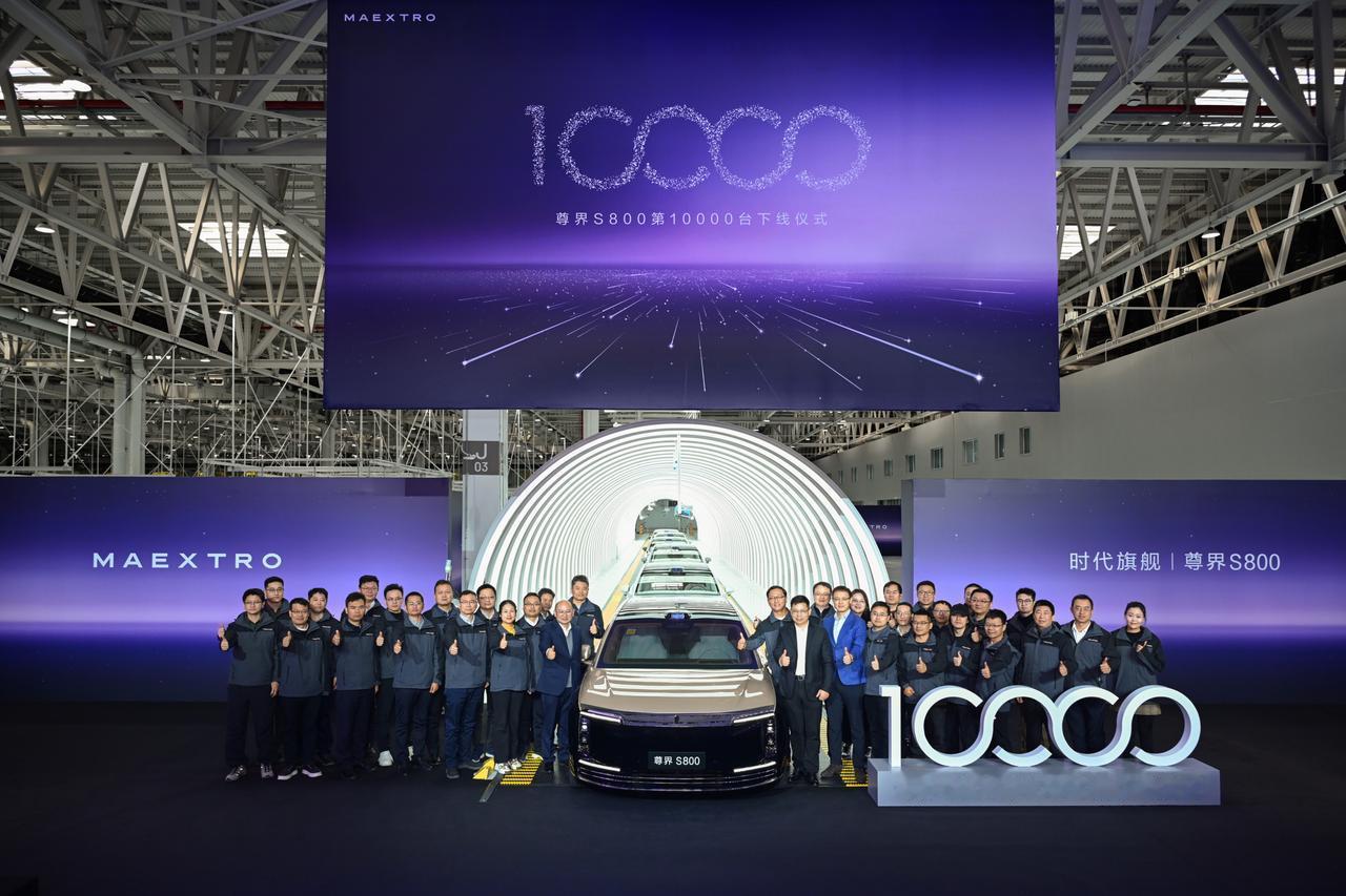 1万台了，粗粗地以100万每台算，就是100亿产值。
放眼全品牌，还有谁？