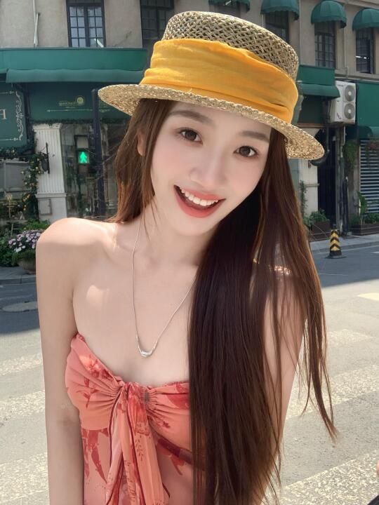 是我喜欢的明媚感🧡