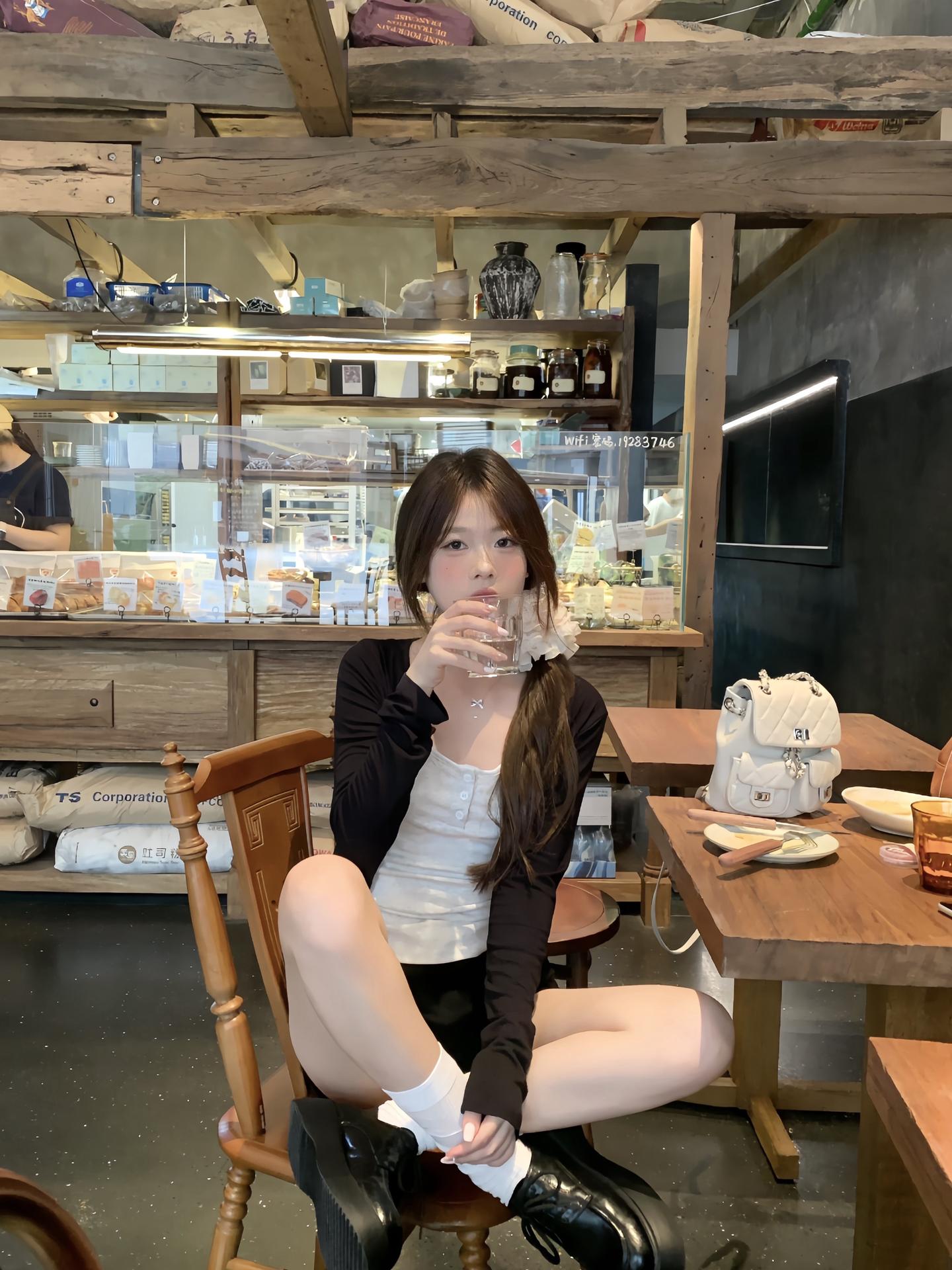 빵머리🥛⁺˳✧༚🥯ˎˊ˗