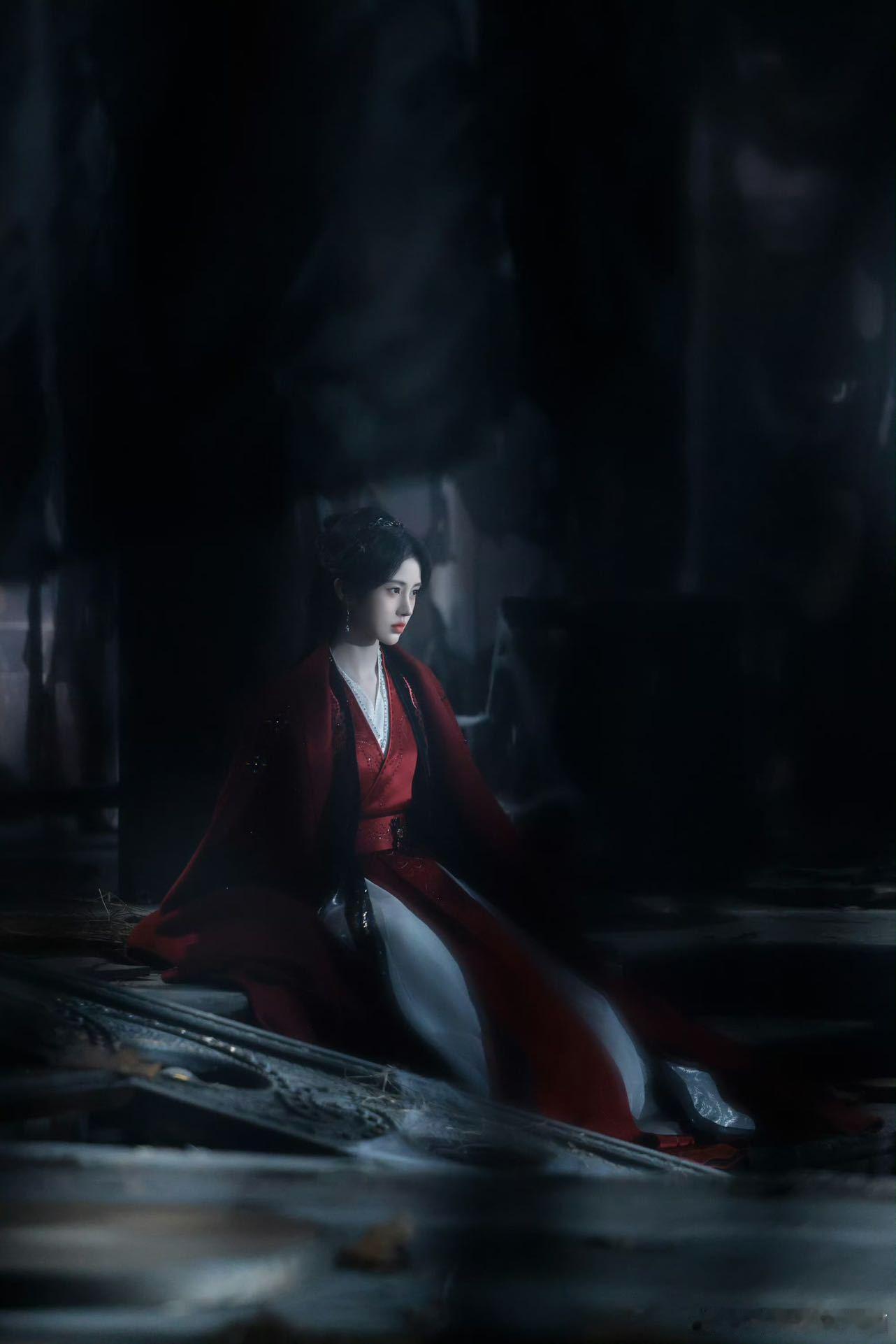 鞠婧祎演技 回溯这段路透真的震撼到我，不用夸张表情，单靠眼神就把孤独苦楚演出来，