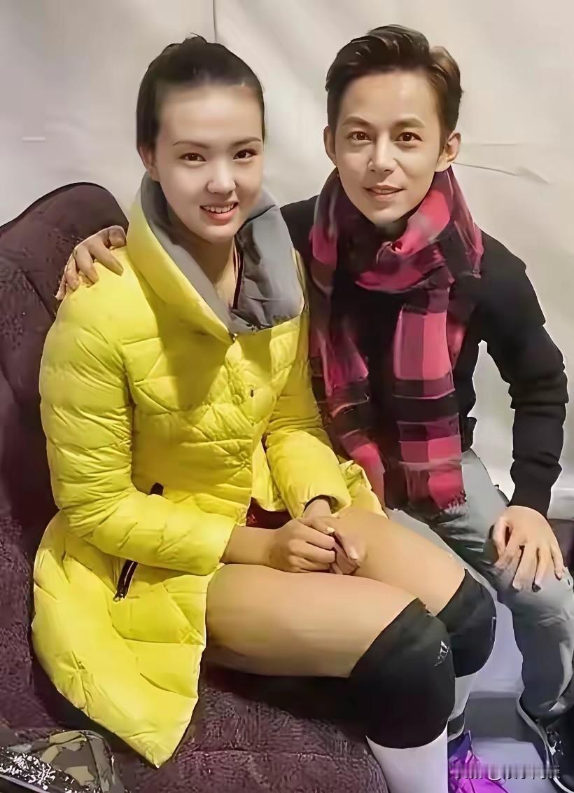年轻时候的何炅颜值很能打，口才更是一绝，也难怪能够事业如此成功。