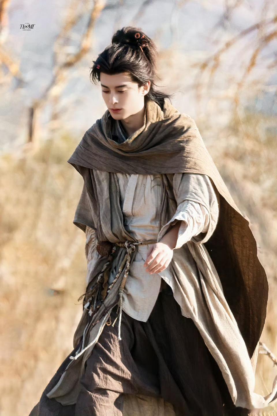 王鹤棣 孤身行走江湖的武林大侠[航天员] ​​​