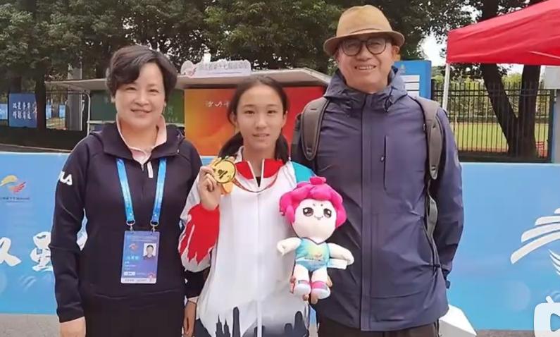 父母均为浙大田径生，陈妤颉升学为何不优先选浙大？

田径圈和不少家长群体里流传着