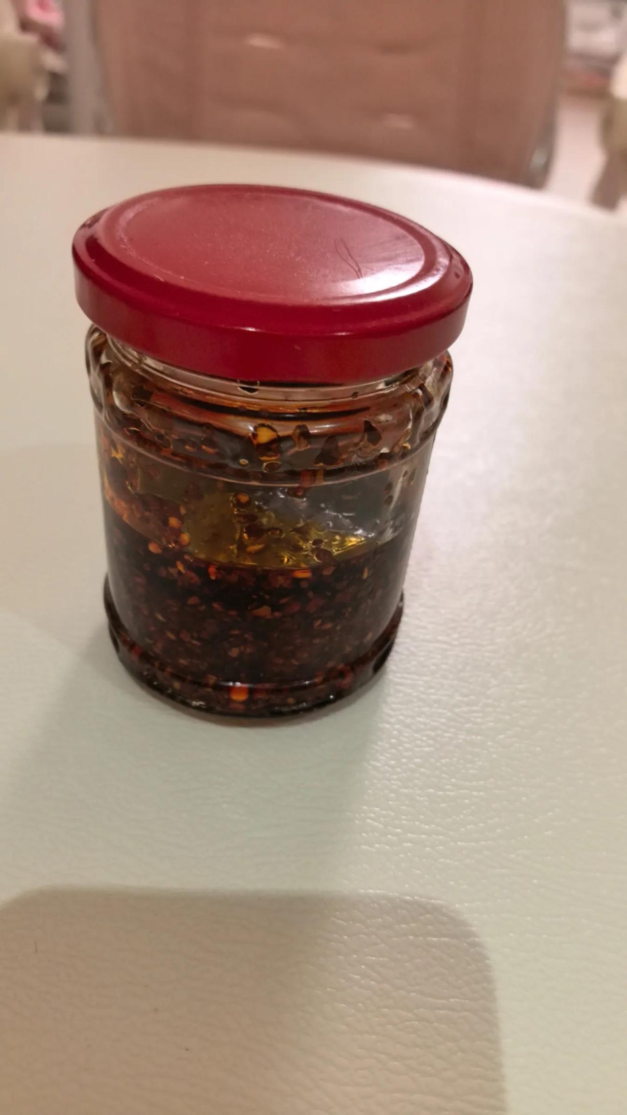 昨天下午，在呼和浩特市新城区的一座㝍字楼里，和一位同学去办离职手续。同学在这家公