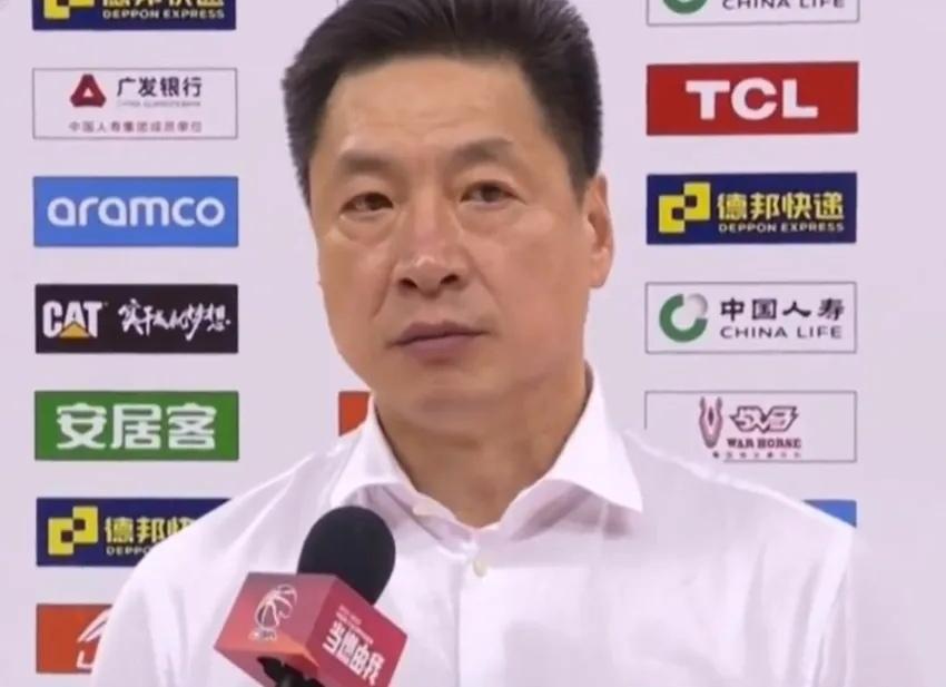 李春江扎根广东布局青训，重点培育青少年后卫
 
告别上海男篮帅位后，李春江选择在