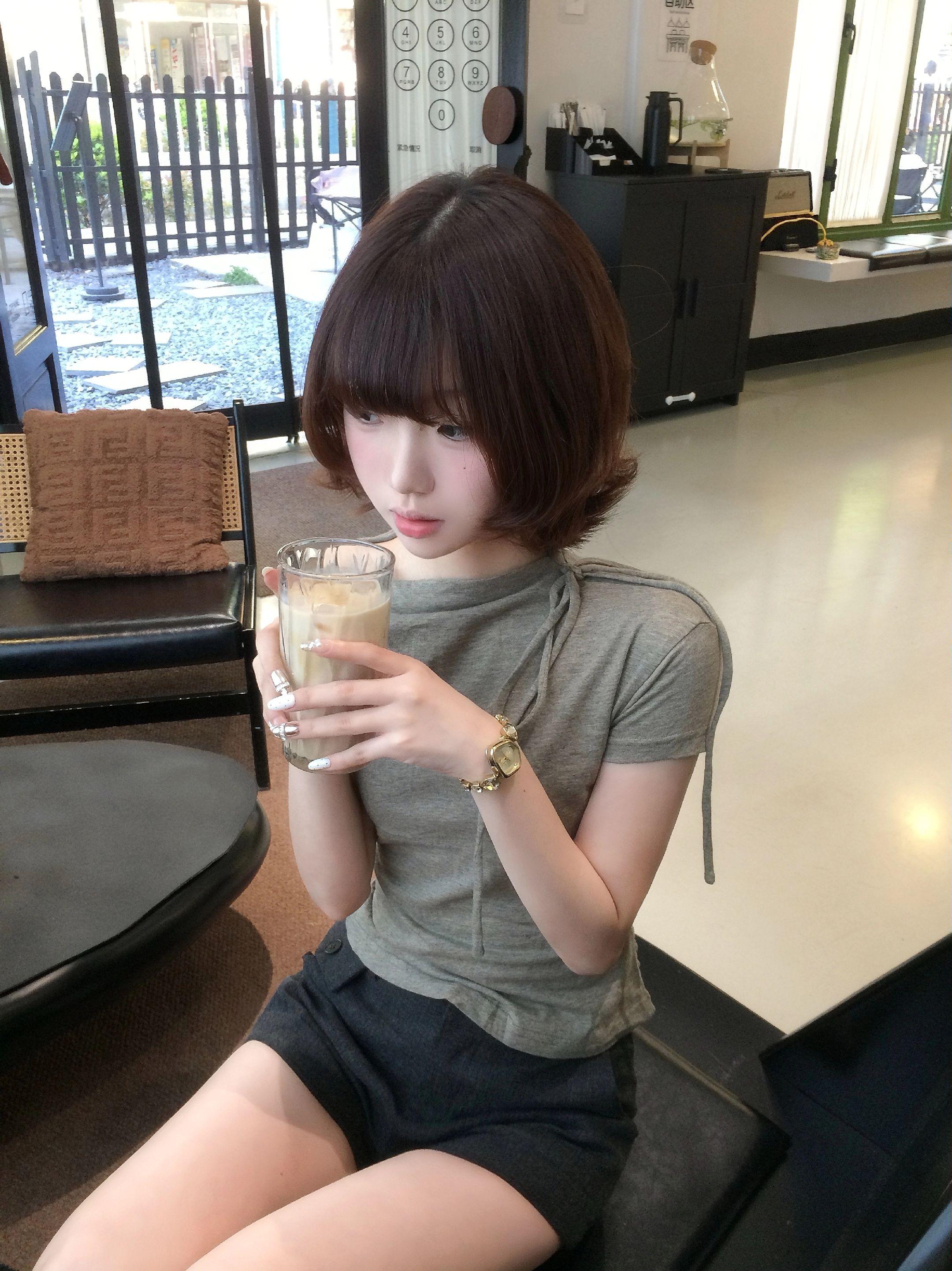 亲爱的女孩 有些礼物 不如自己送自己。