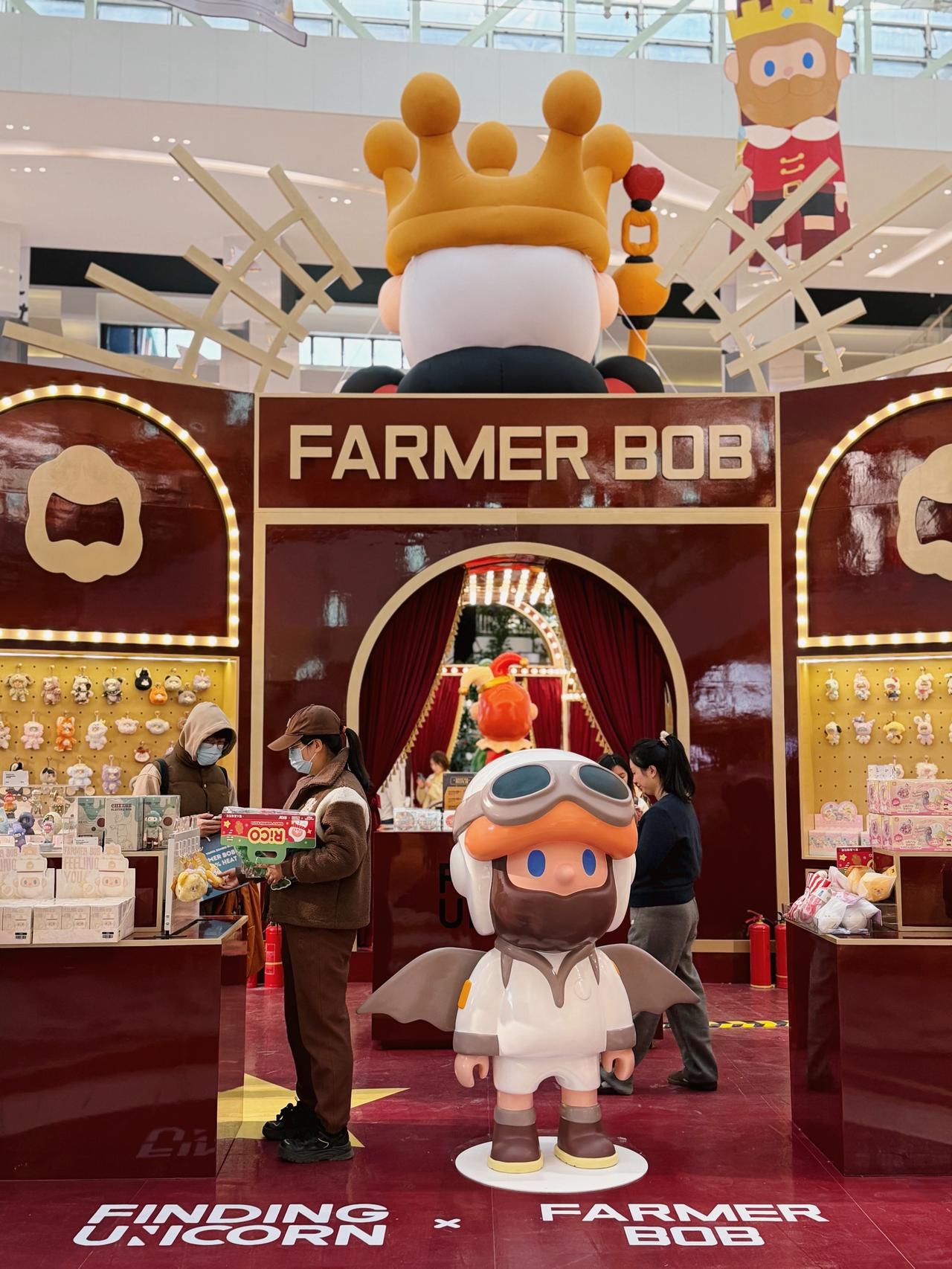 超大号Farmer Bob 和他的朋友们现身西安，而一同就位的，还有「疯狂动物城