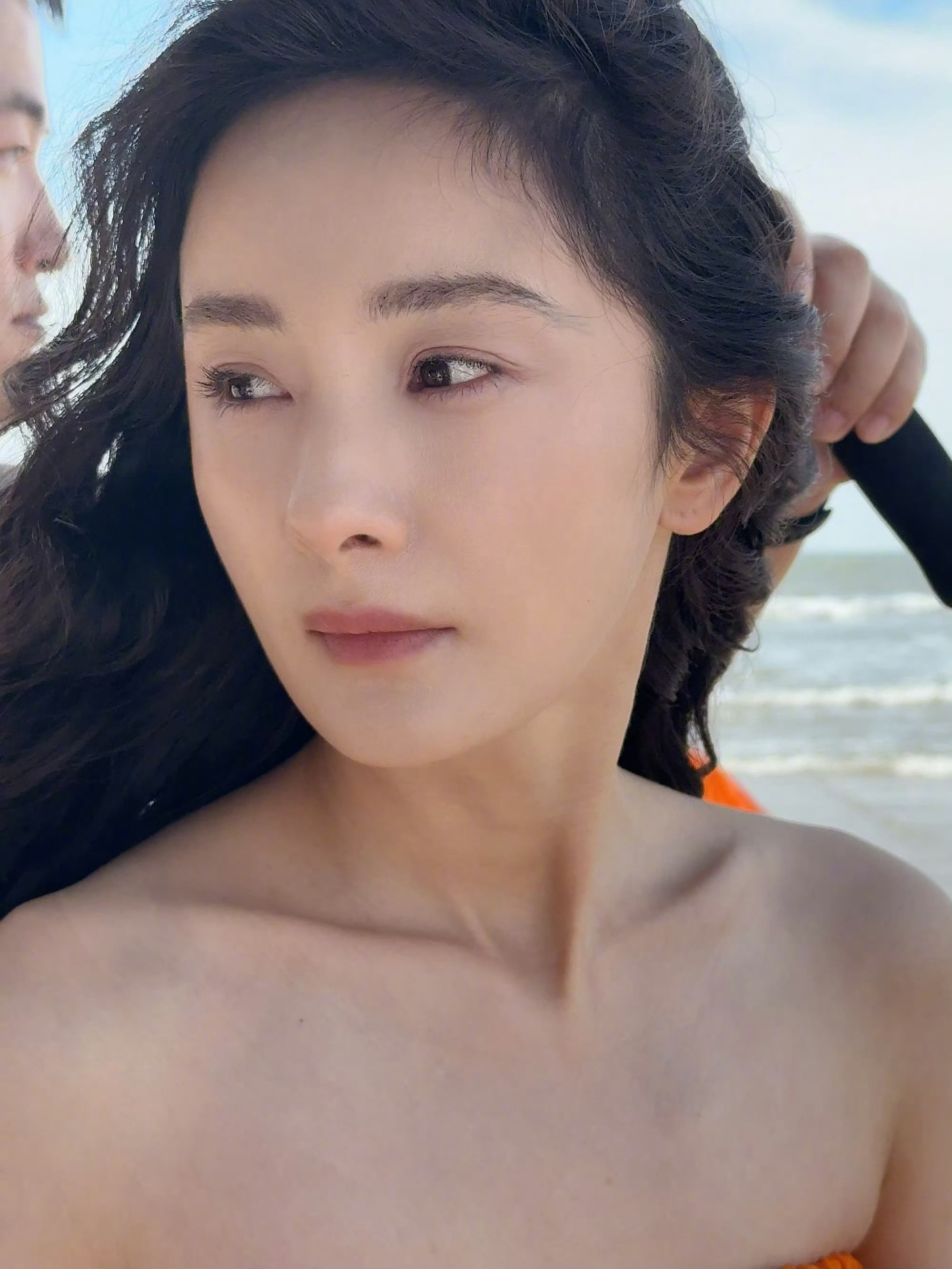 杨幂回应40岁了依然有很多困惑果然每个年纪都有每个年纪的烦恼，很难真的一切都看透