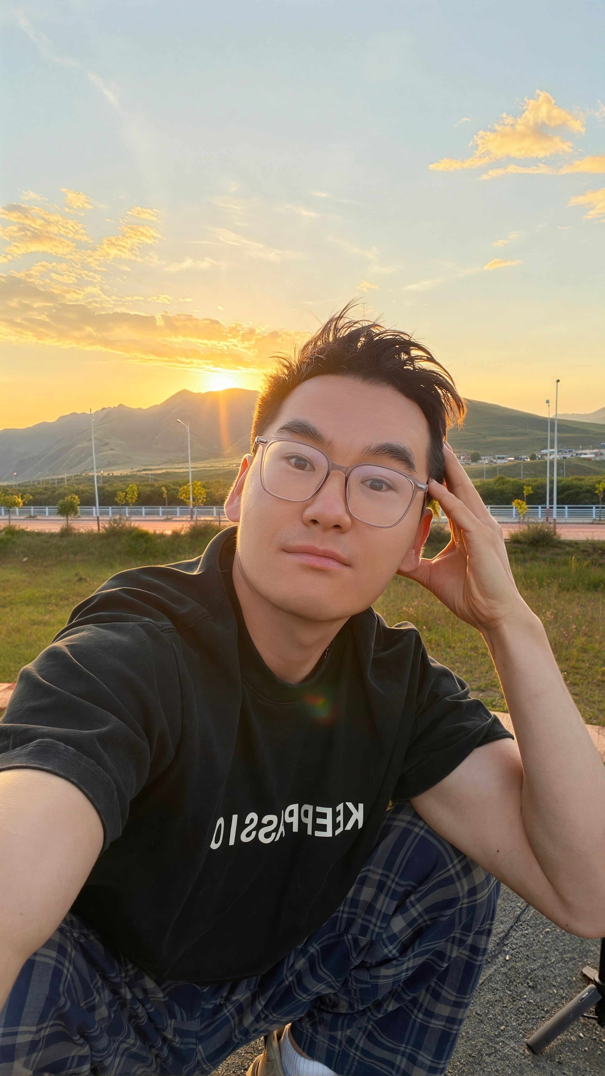 太阳在一天当中有两个时刻令人类着迷晨曦与落日🌅前者 1.2.3 驱散黑夜带来温