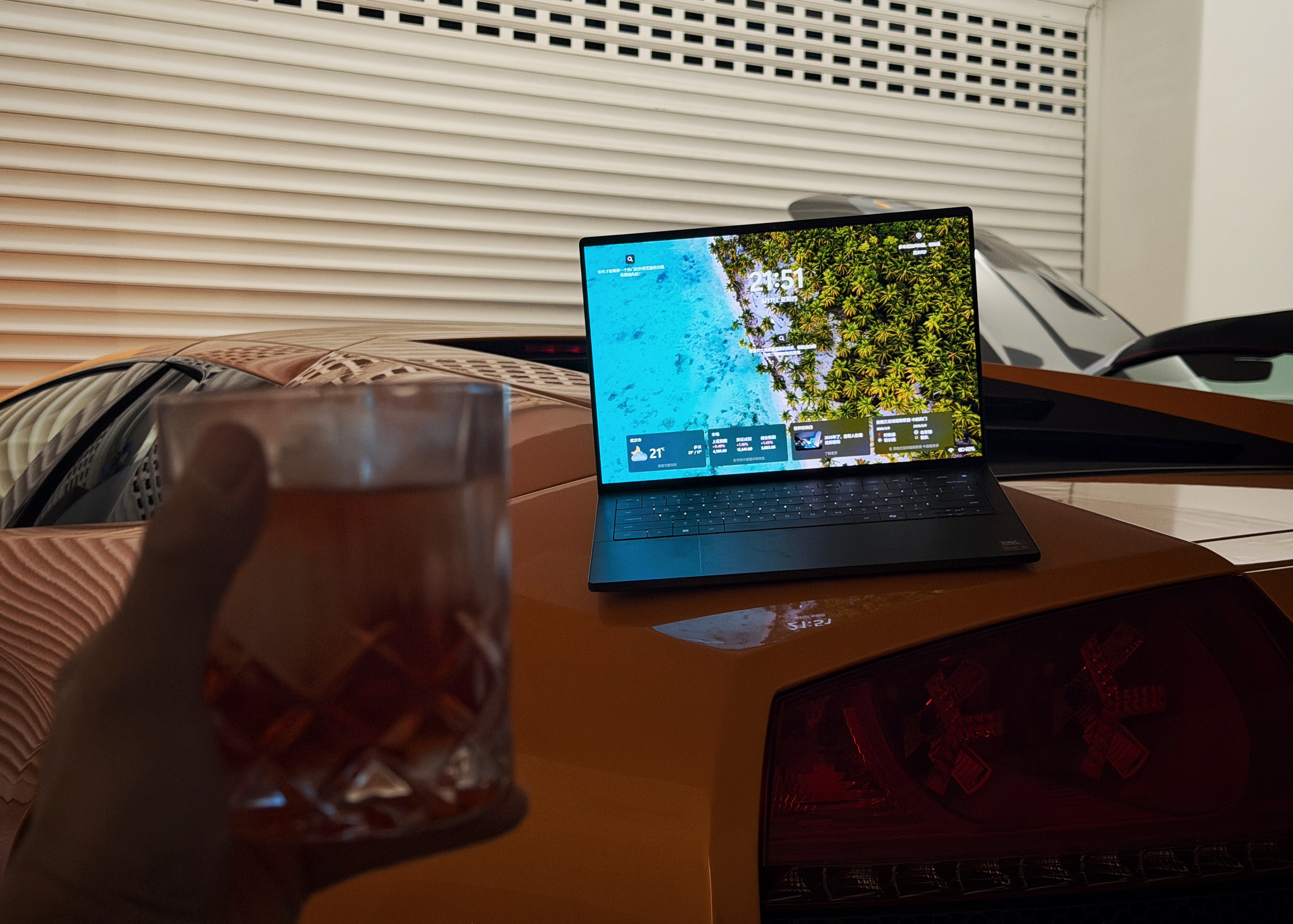 又到了工作时间💻 欣哲频道戴尔xps 14兰博基尼murcielago车手配置