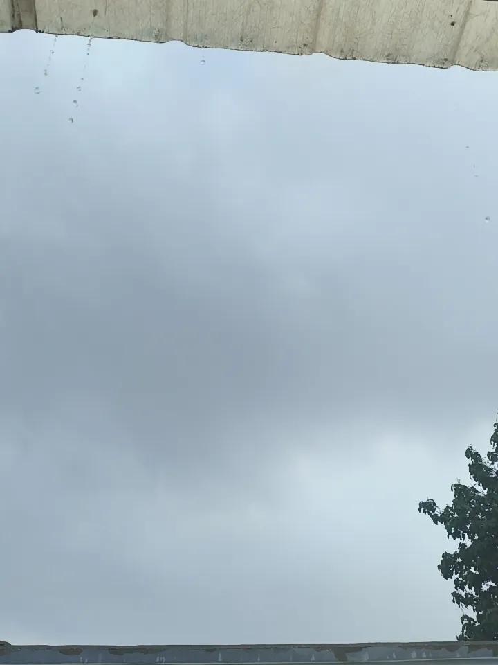今天中雨，现在正在下雨！
头条首发