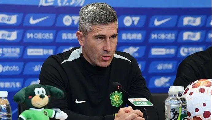 中超联赛第7轮，北京国安将客场对阵深圳新鹏城。今天下午，北京国安主教练蒙哥马利出