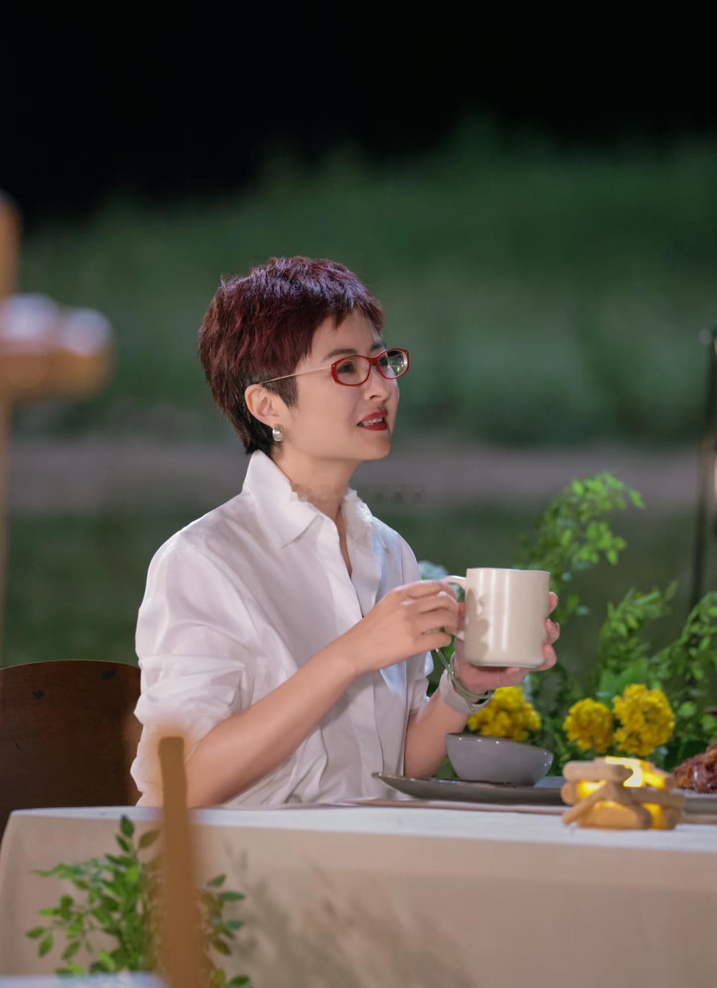 #张泉灵被审判##张泉灵被再见爱人专组审判#张泉灵被审判 ​​​