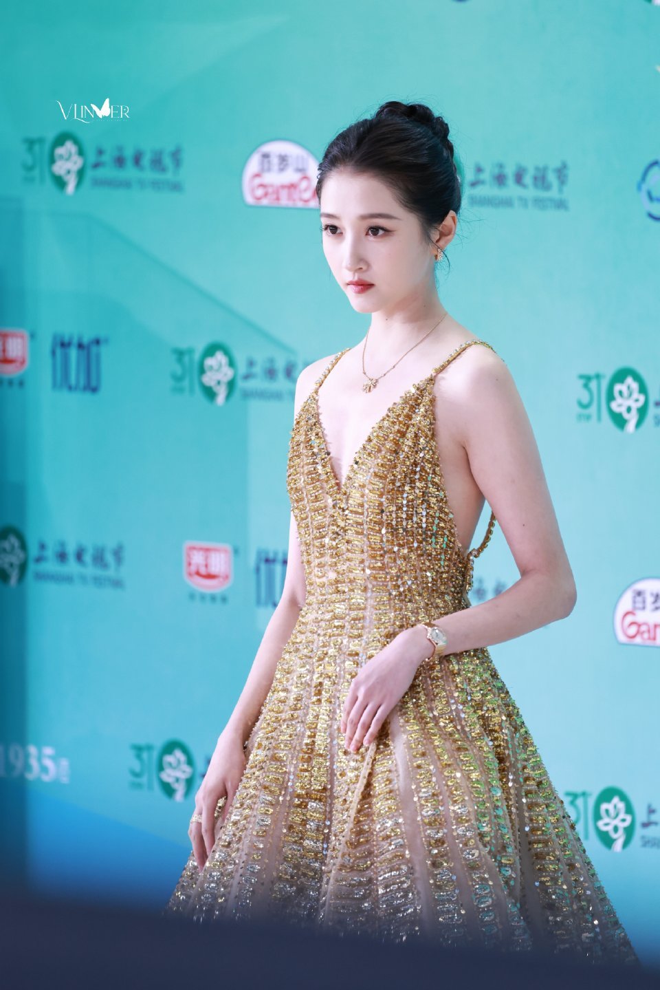 关晓彤瘦了好多好自律的女明星