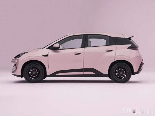 95kW+420km+闪充！比亚迪新款小车开启盲订，7万真的能落地吗？