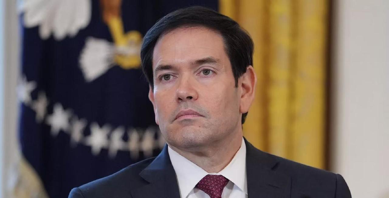 近日美国国务卿鲁比奥放话，伊朗想在霍尔木兹海峡收过路费，这事没门。

3月30日