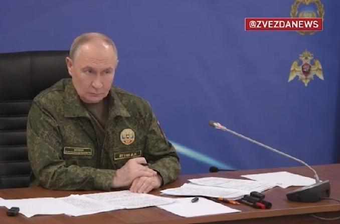 俄罗斯总统普京宣布

12月27日，普京在视察联合集群辅助指挥所时称，如果基辅不