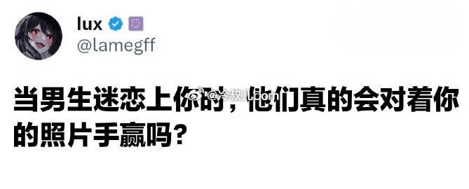充满温馨微笑的画面，每一张都是生活的精彩瞬间。 