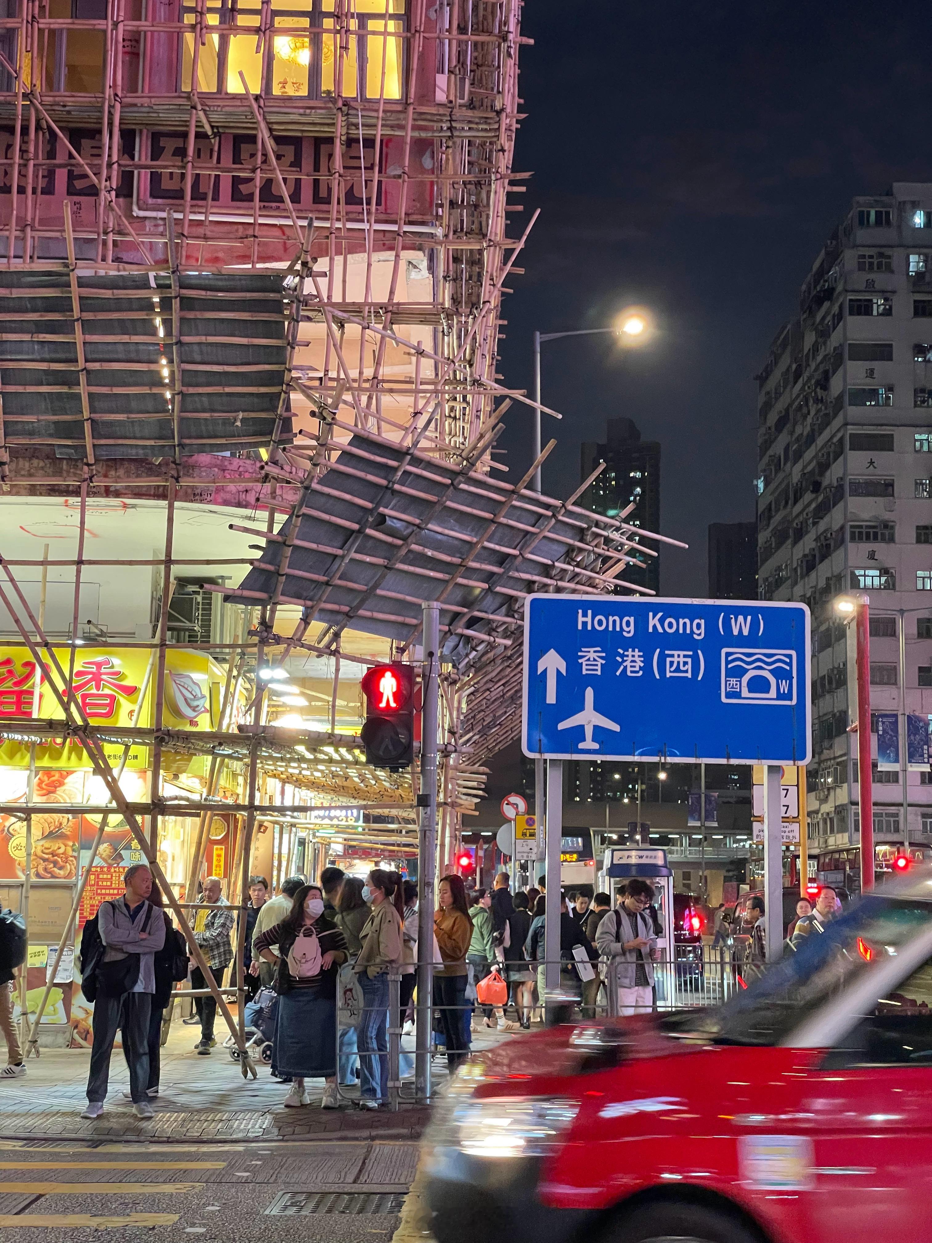 尊重理解祝福，新的一年平安喜乐幸福香港宣布取消维港跨年烟花汇演