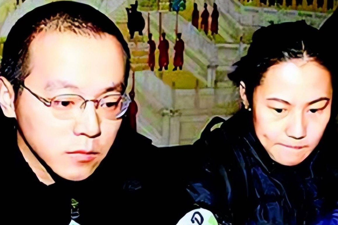 最近在🫘老刷到窦唯王菲高原那段关系的采访视频感慨一下那时候的演艺圈太刺激了，直