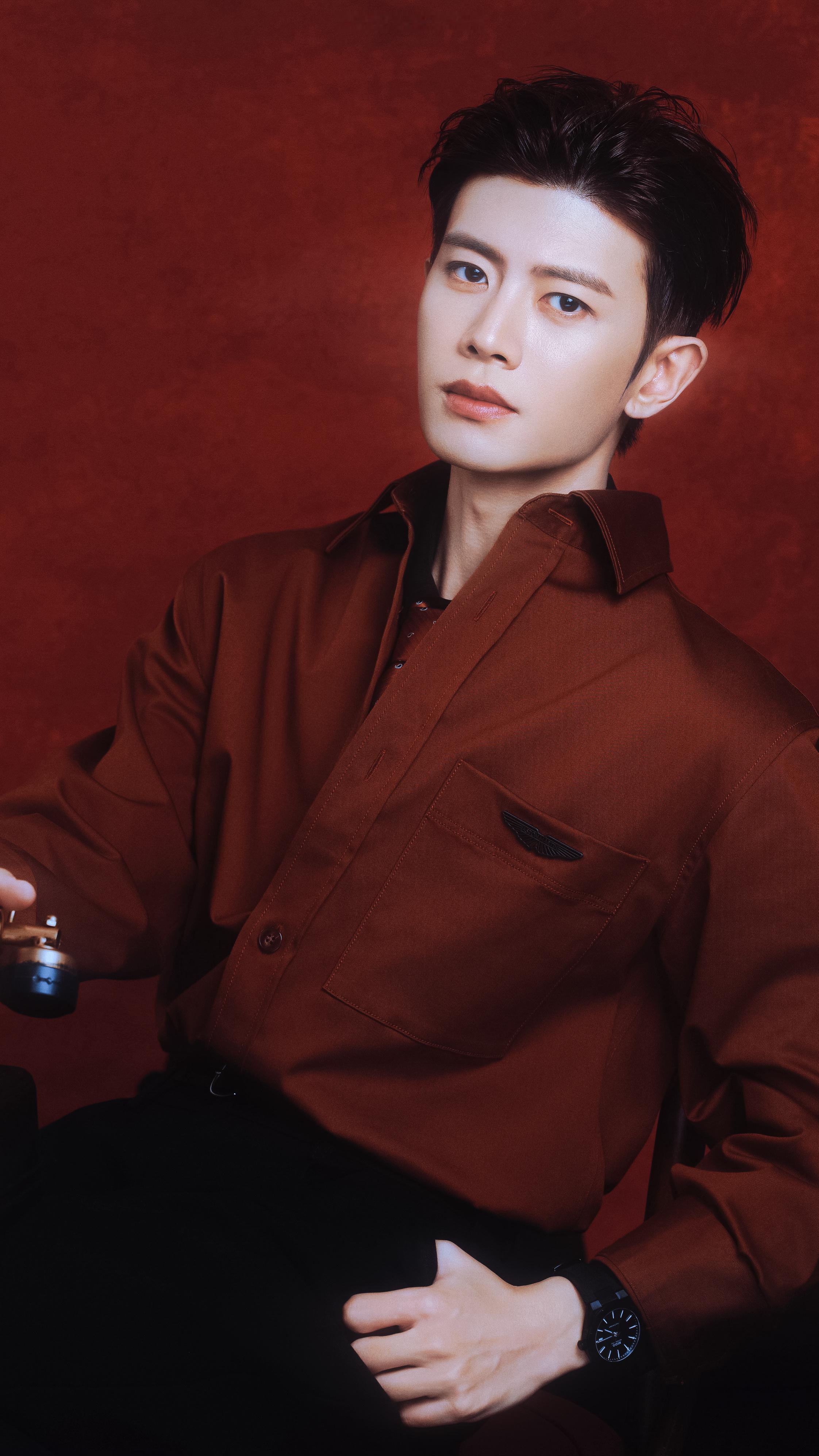 任嘉伦  「想念不一定是想见你，可能只是想知道你好不好。」 任嘉伦pony品牌代