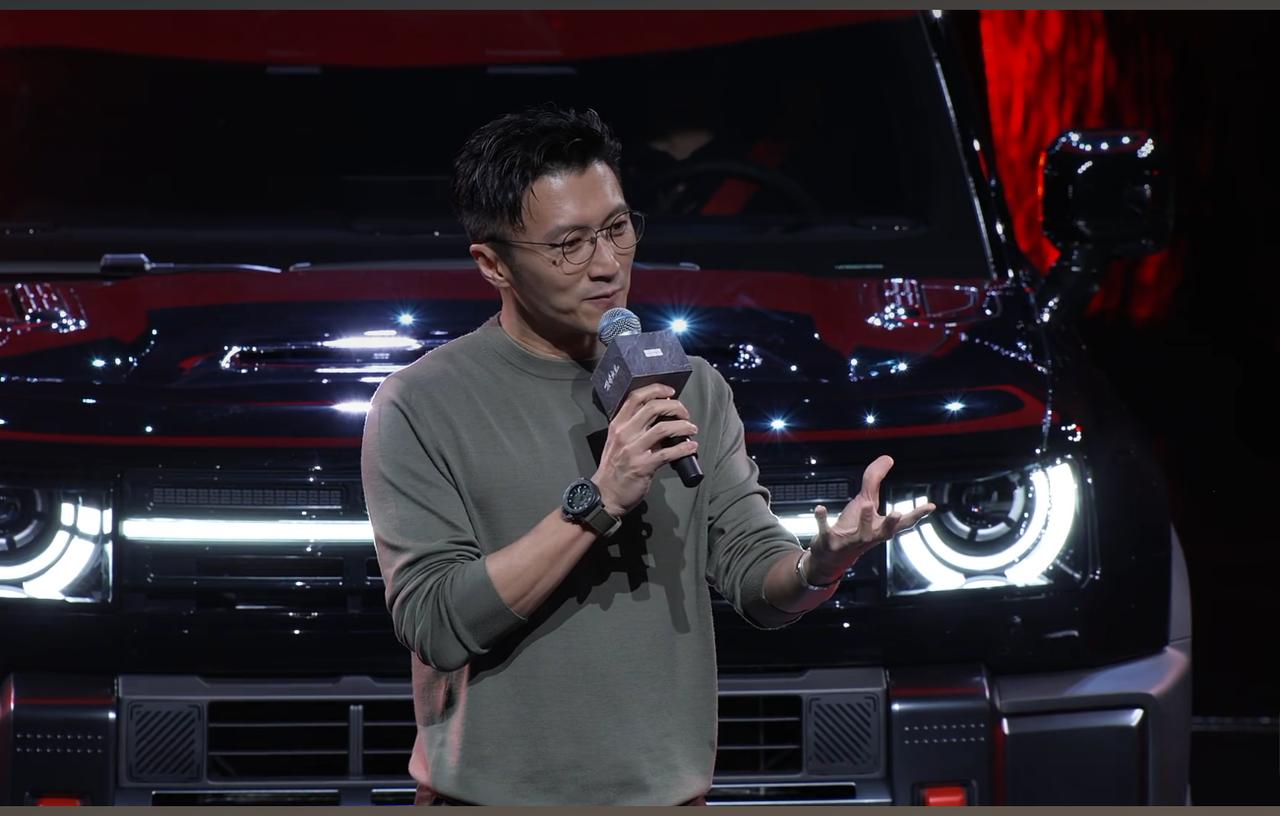 谢霆锋很帅！吉利银河战舰700的价格也很帅！
置换补贴价16.98万起！19.9