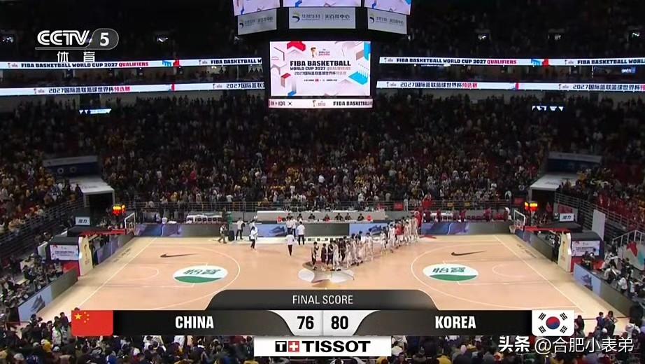 中国队第三节吹响反击号角，一路追分把悬念留到最后，可惜关键两个三分没能命中，功亏