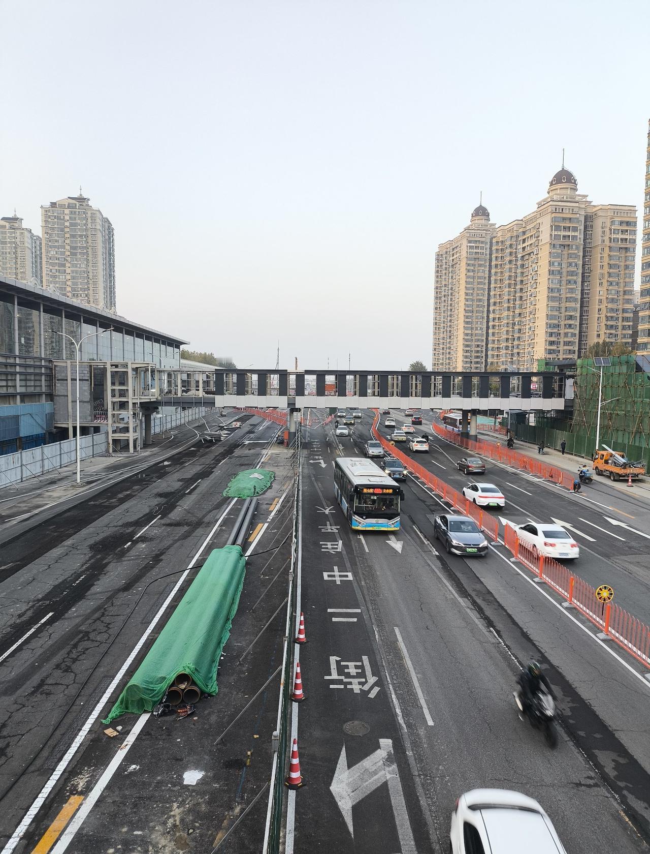 18号线地铁施工现场
📍重庆