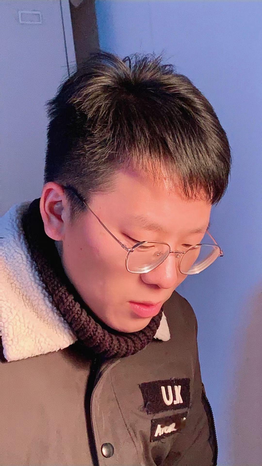 祝自己生日快乐🎂