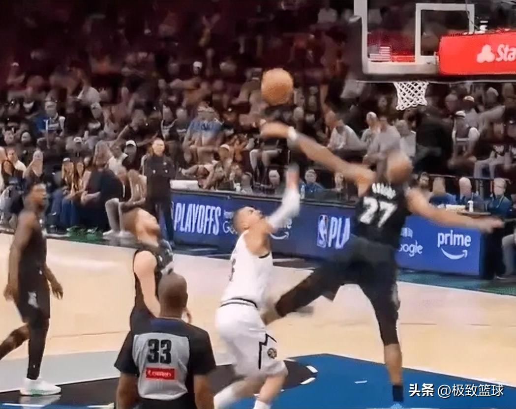 约老师真是来搞笑的，居然连戈贝尔都打不动了！在今日掘金对阵森林狼G3的首节比赛中