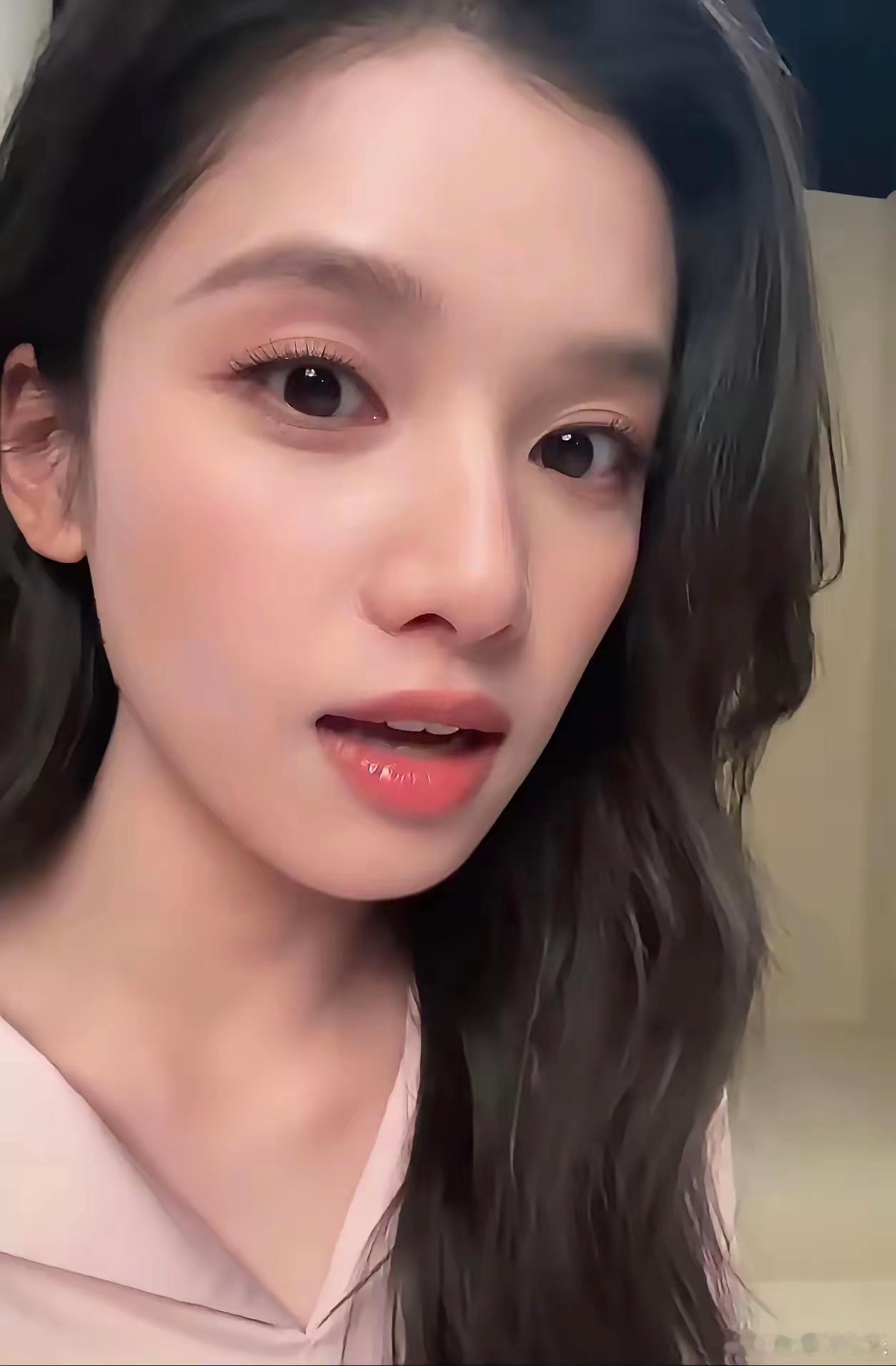 终于知道湖南卫视为啥不给张婧怡道歉了，  不是因为他们没有做错，  更不是他们不