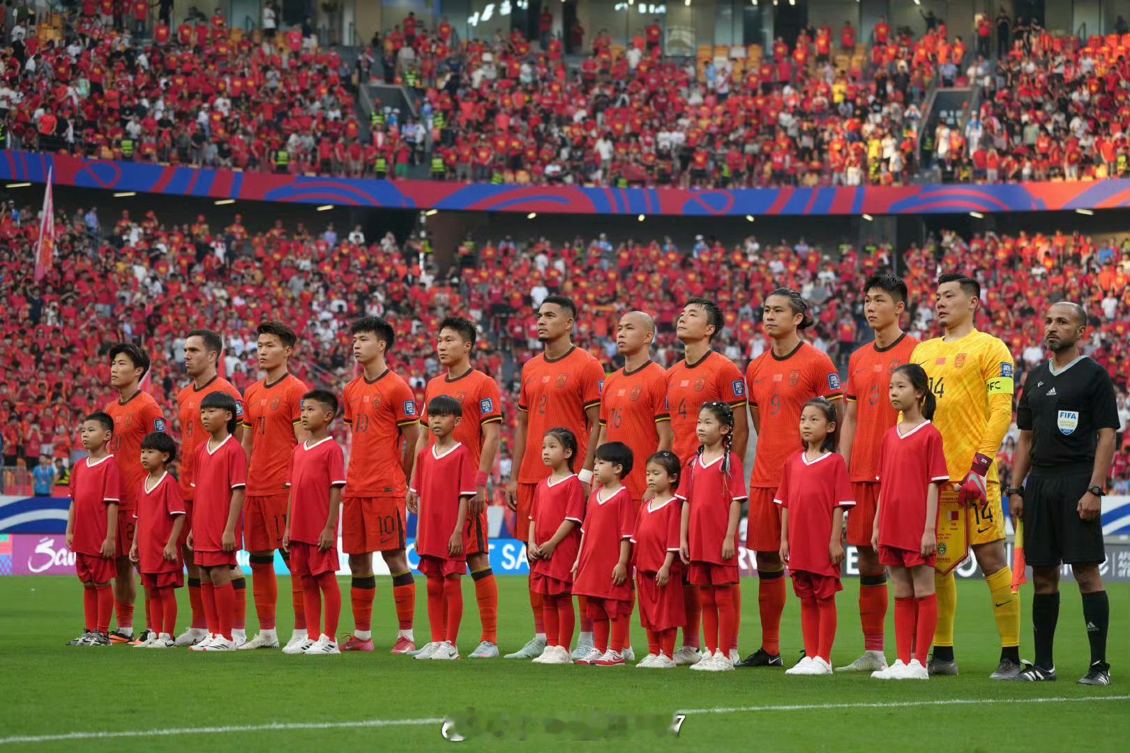 国足年终世界排名第93国际足联公布最新一期世界排名，中国队排名仍居世界第93，亚