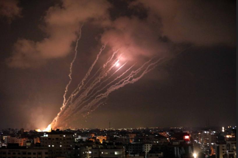 打起来了，乌克兰深夜突袭，俄军副司令受伤入院？
18日，乌克兰军方宣布了一个消息