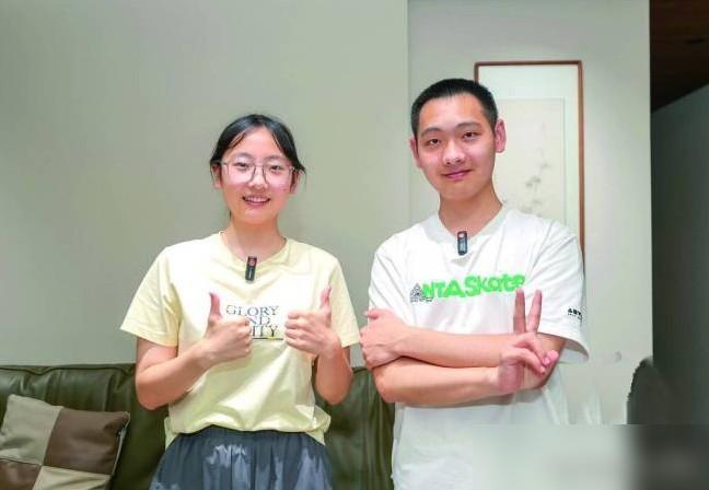福建晋江出现全网羡慕的龙凤胎学霸，2026高考录取结果曝光，兄妹二人双双拿下国内