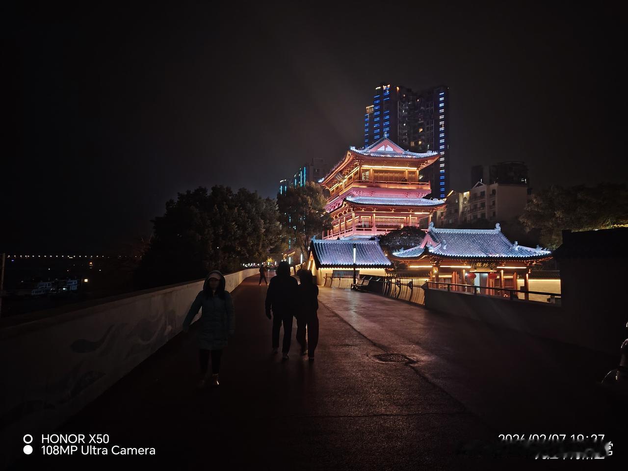 新年爱好打卡2月7日长江岸边《浔阳楼》夜景欣赏