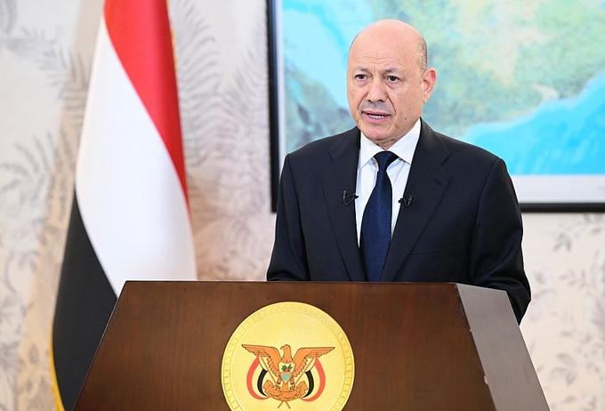 【也门宣布进入紧急状态，陆海空全封锁，命令阿联酋立即撤军】
2025年12月30