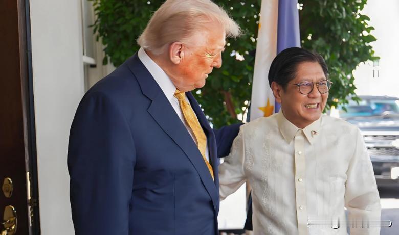 菲方又来搞事？中方一招揭穿其混淆概念的套路！
 
1月12日晚，菲律宾国家海事委