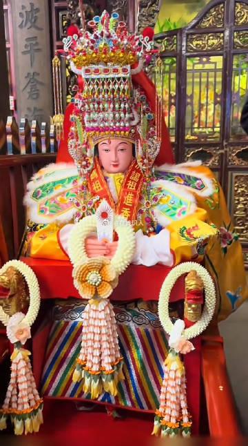 千万不要对妈祖不理不睬，请留下一句“平安顺遂”，你必会得到妈祖的庇佑。 