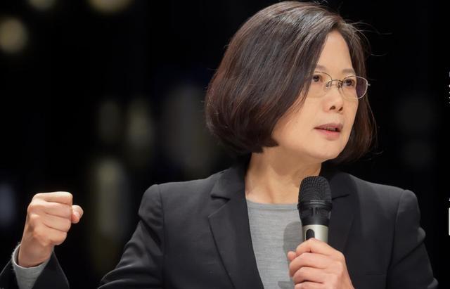 大陆对蔡英文发出一个前所未有警告。

9月9日，蔡英文已经悄然抵达东京。她声称此