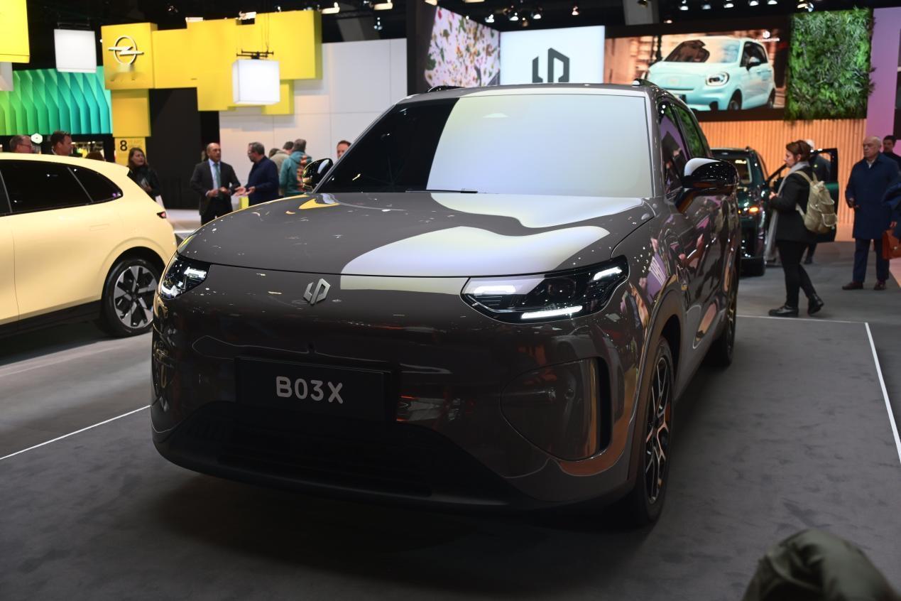 亮相布鲁塞尔车展！零跑A10迎来海外首秀，重塑10万级价值标杆？
 
作为零跑A