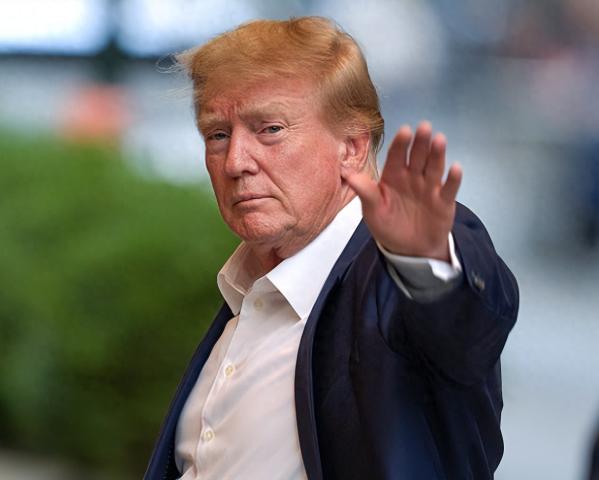 开战前，所有主动权都在特朗普手中，妥协的伊朗人各种委屈求全，希望战争不要爆发，不