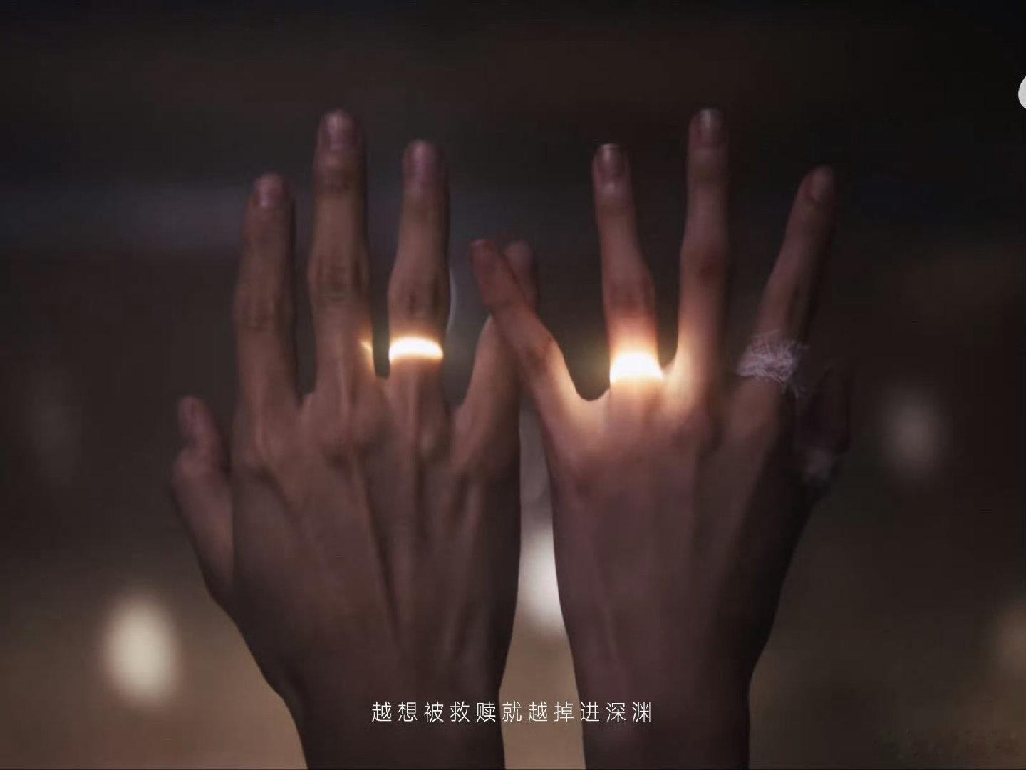 汪苏泷无名指带了素圈汪苏泷演唱会无名指带了素圈一枚素圈戒指藏着满满的巧思，和MV
