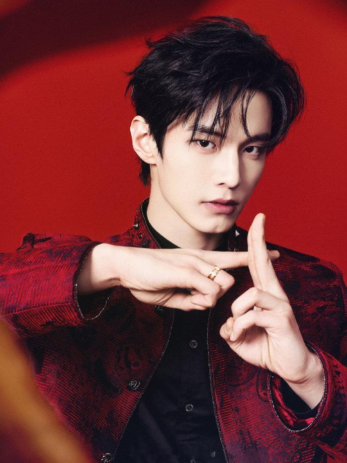 何与 央视总台欢欢喜喜过大年出图啦！又红又正的超帅与少，2026也要红红火火总台