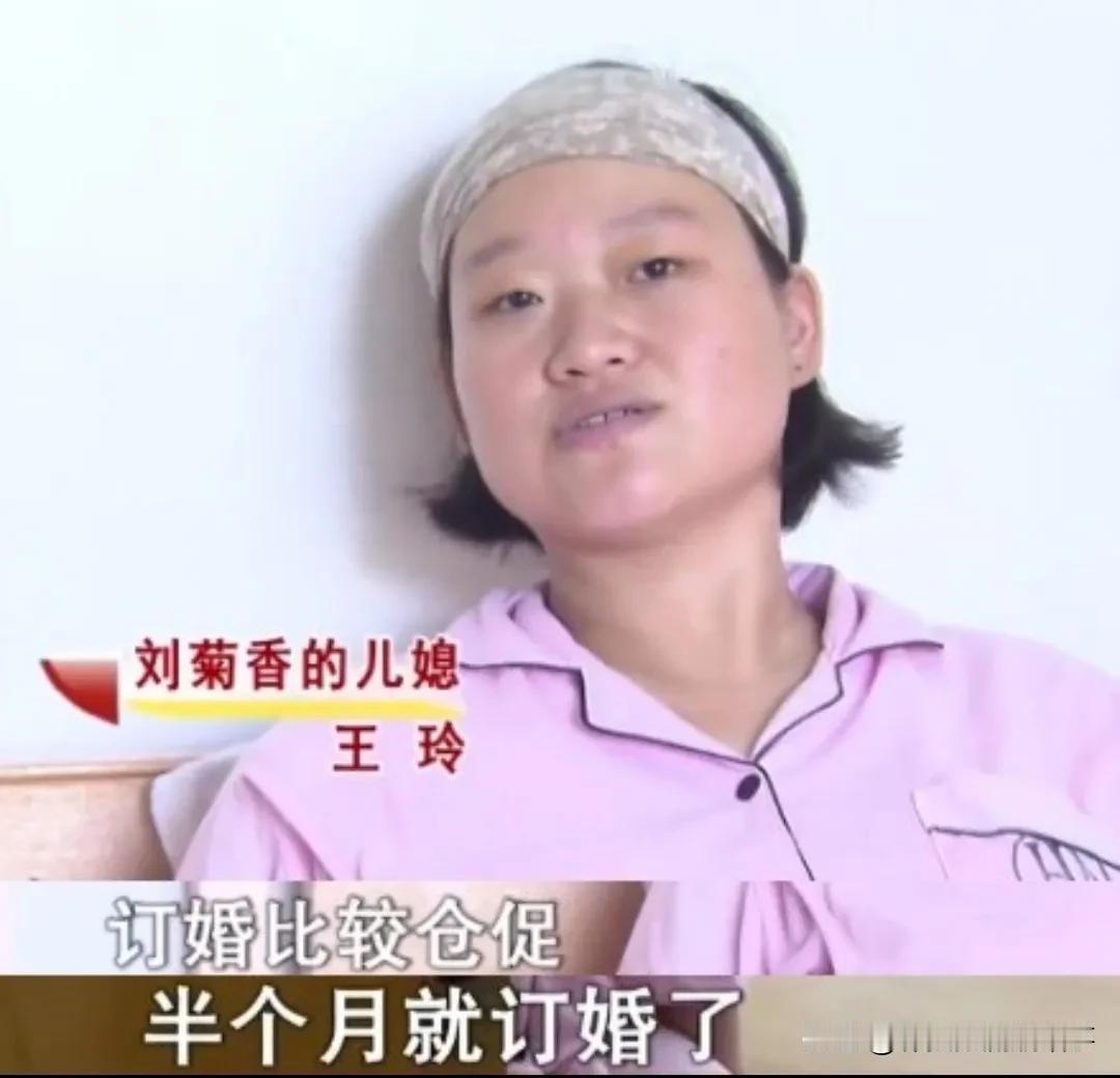 “你知不知道自己总共有几个小孩？”“两个吧”男人想了想回答道，“是三个”，坐他旁