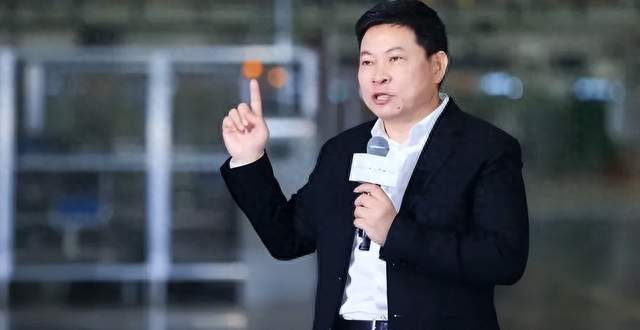 余承东：华为考虑将鸿蒙操作系统推向全球市场