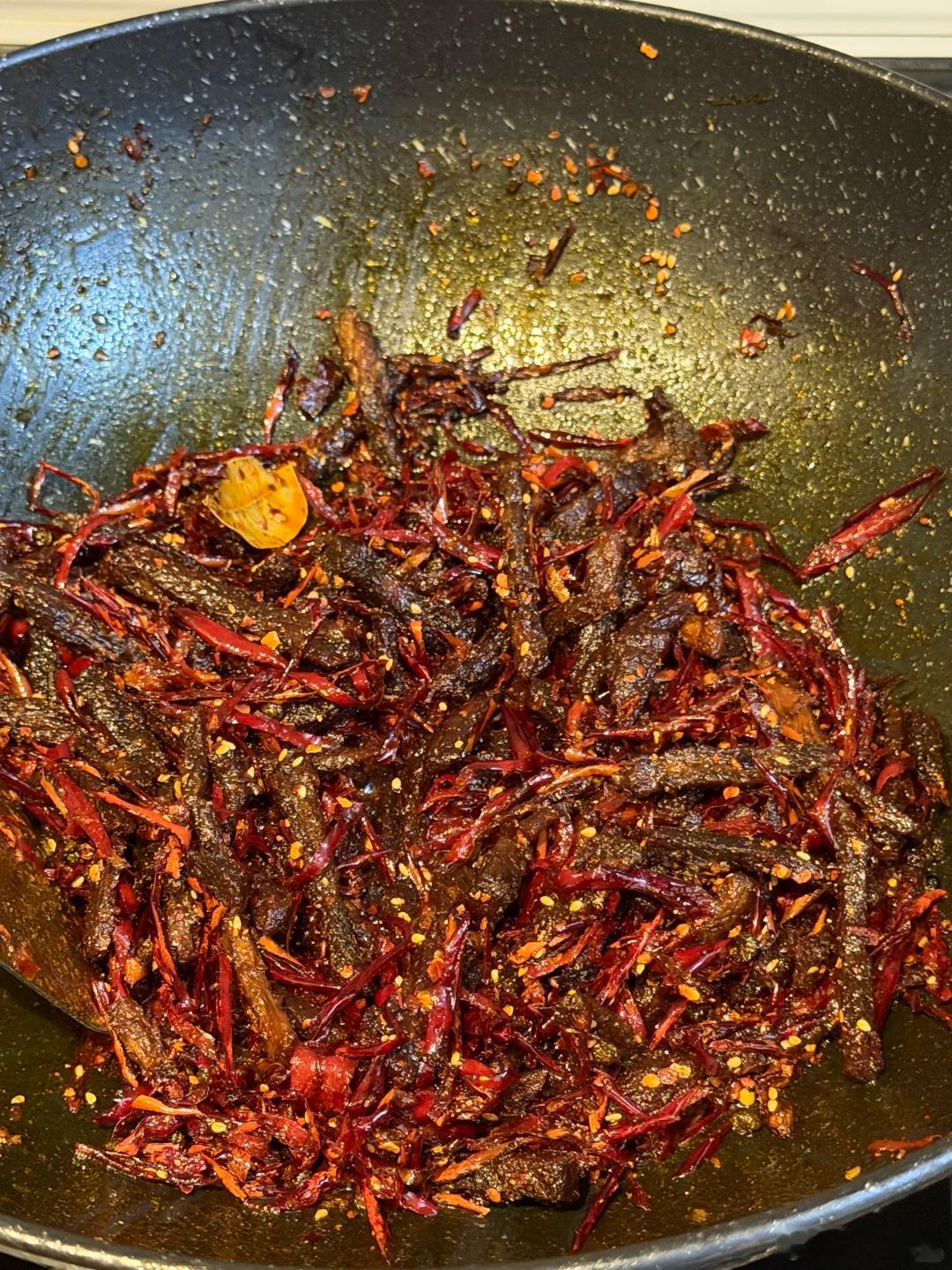 川川教做菜  麻辣冷吃牛肉全部用料都是家里常备调料，新手小白闭眼做、零翻车！！麻