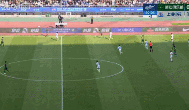 上海申花特谢拉这赛季咋还逼逼叨呢！ 