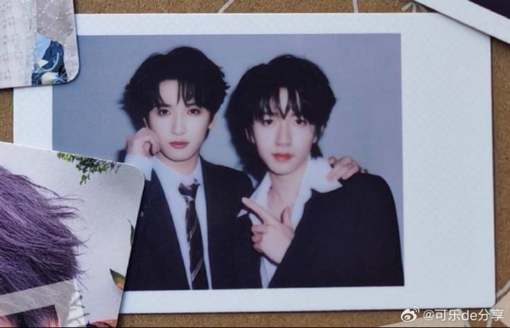 时代少年团双人小卡 