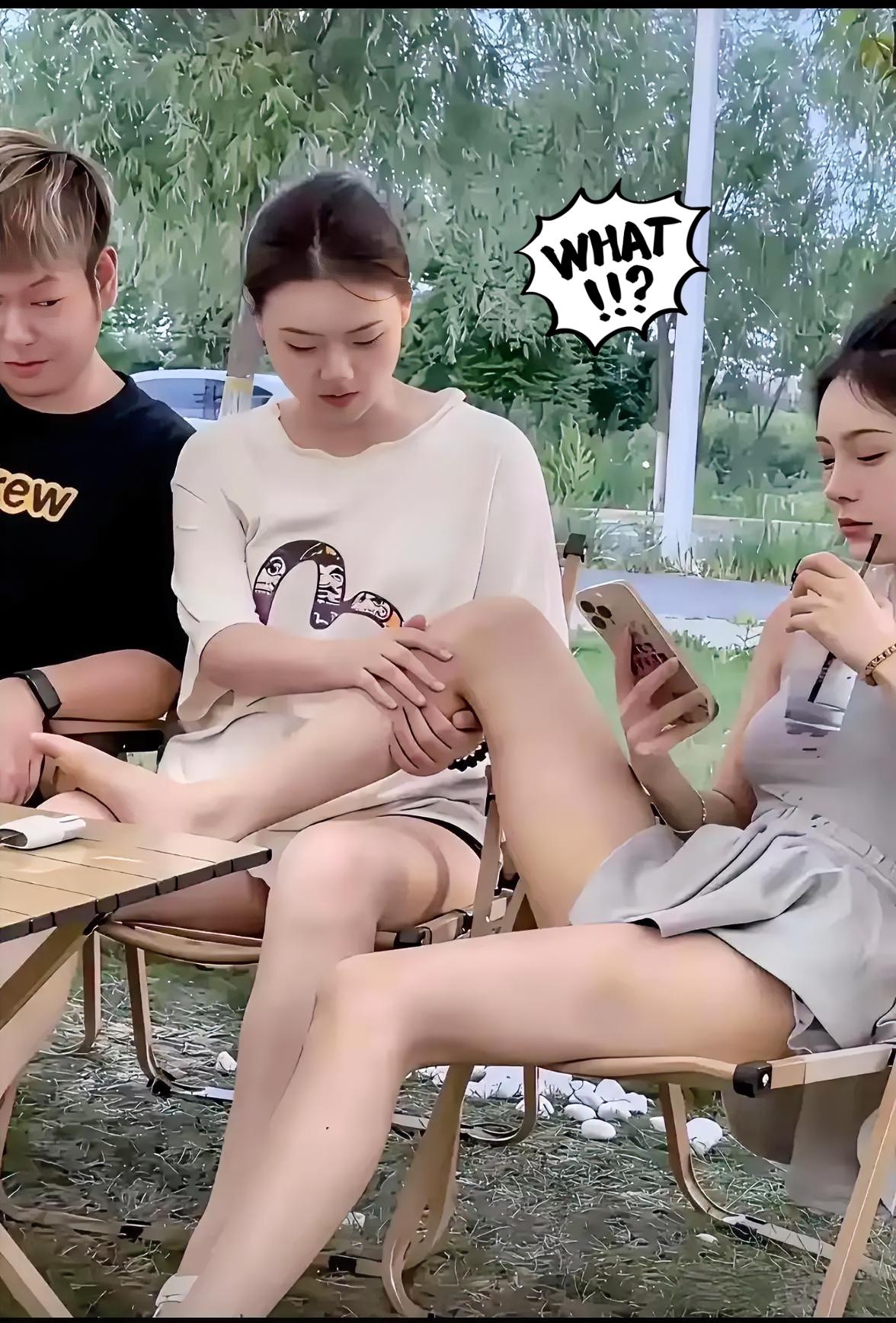 大哥，你这眼神朝哪瞄呢？身边的女朋友不香吗？搞笑 大哥也很累